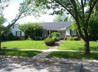 1166 Cheyenne Dr, Crown Point, IN 46307