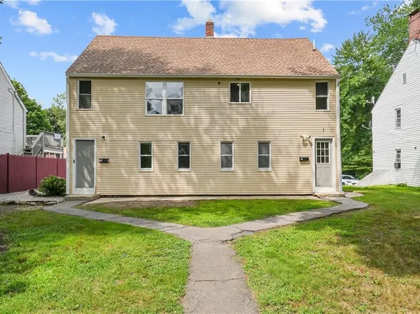 1 Hill St #(1,1a), Coventry, RI 02816