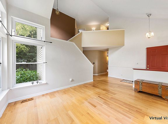 5th image of 408 Harvard Ct