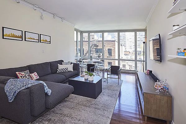 1st image of 225 E 34th St APT 6D