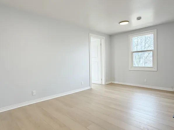 491 Church St #2, Windsor, ON N9A 4T1