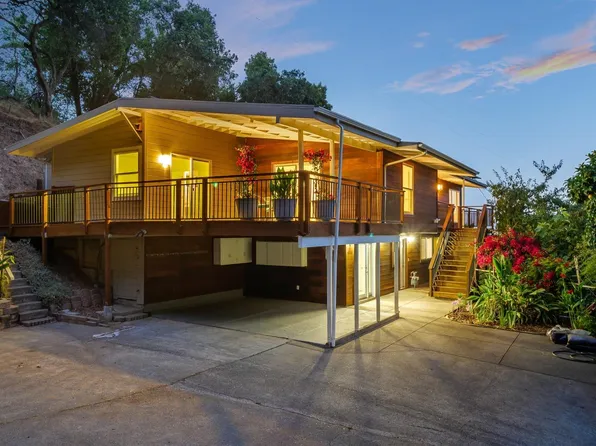 1033 Meadowsweet Drive, Corte Madera, CA 94925