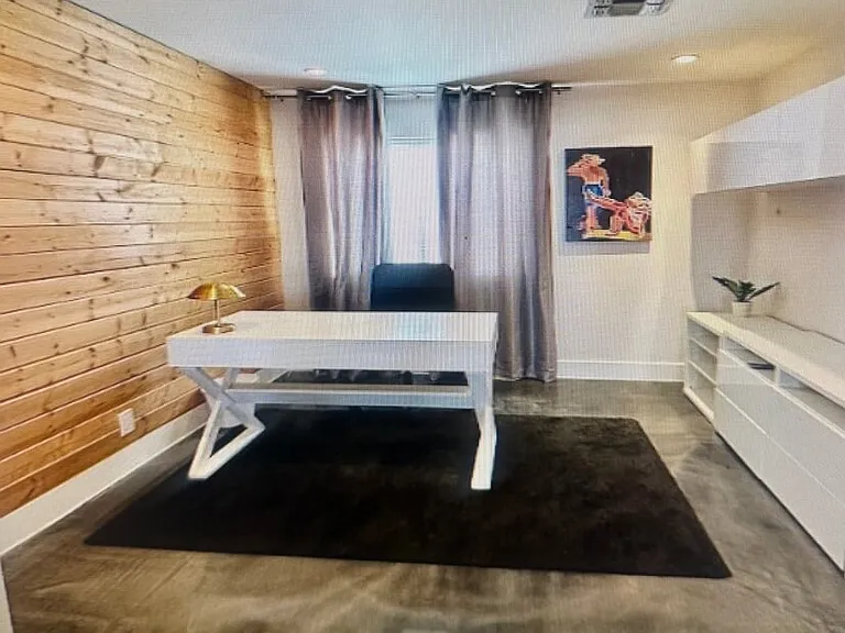 3988 Delos Dr — Photo 11