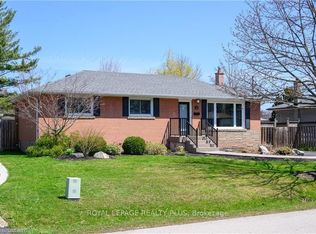 249 Snowden Rd, Oakville, ON L6L3X6