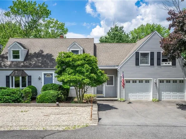 39 Winslow Road, Cheshire, CT 06410