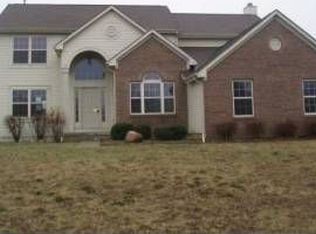 330 Nutmeg Ct, Circleville, OH 43113