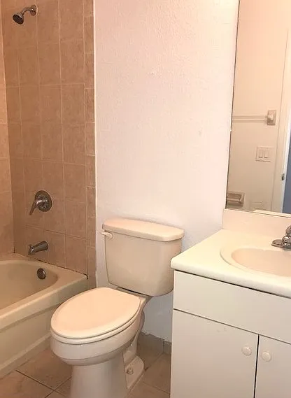 10902 NW 83rd St #209 — Photo 13
