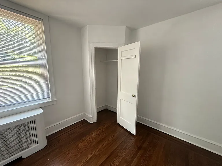 373 E Cliveden St — Photo 32