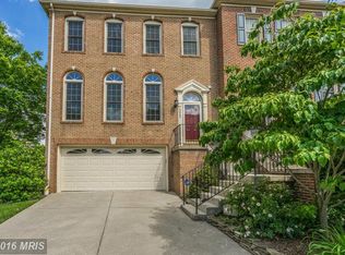 10463 Courtney Dr, Fairfax, VA 22030