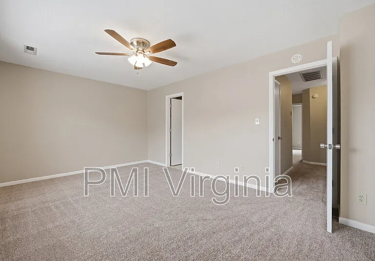 5140 Glenwood Way — Photo 23