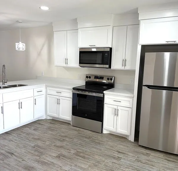 680 Seminole Ln #B — Photo 6