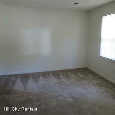 1st image of 967 Grand Arbre Dr