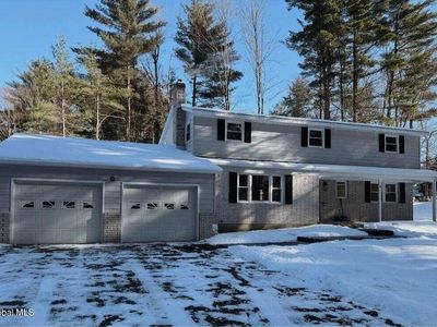 8 Briar Patch Court, Clifton Park, NY, 12065