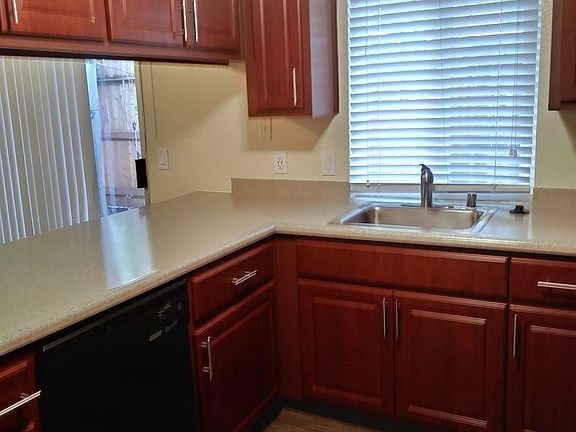 3rd image of 2720 Matheson Way APT 17