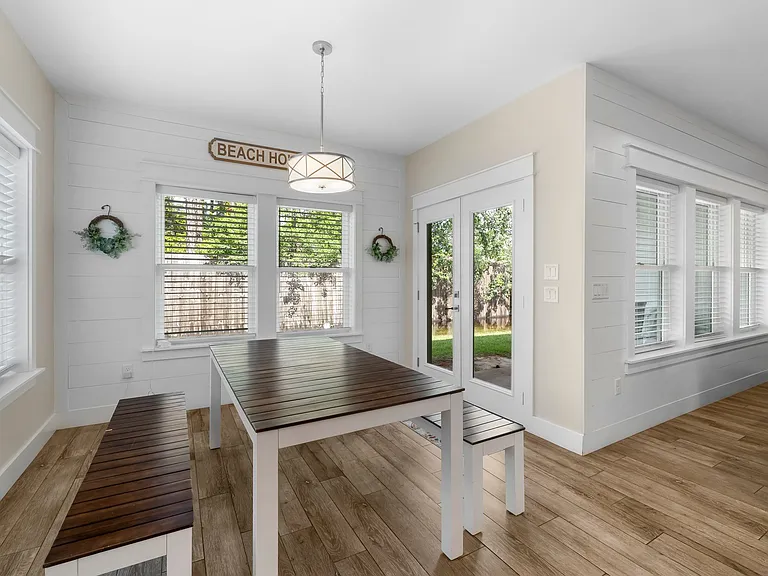 228 Palm Beach Dr — Photo 17