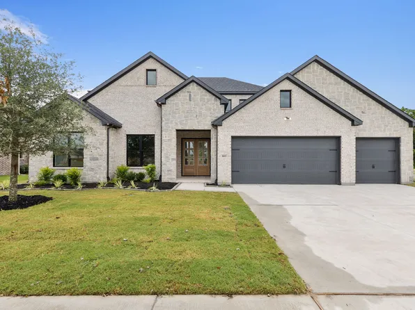 805 Calle Dr, Van Alstyne, TX 75495