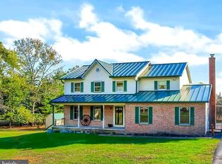 5813 Mountain Rd, Dover, PA 17315