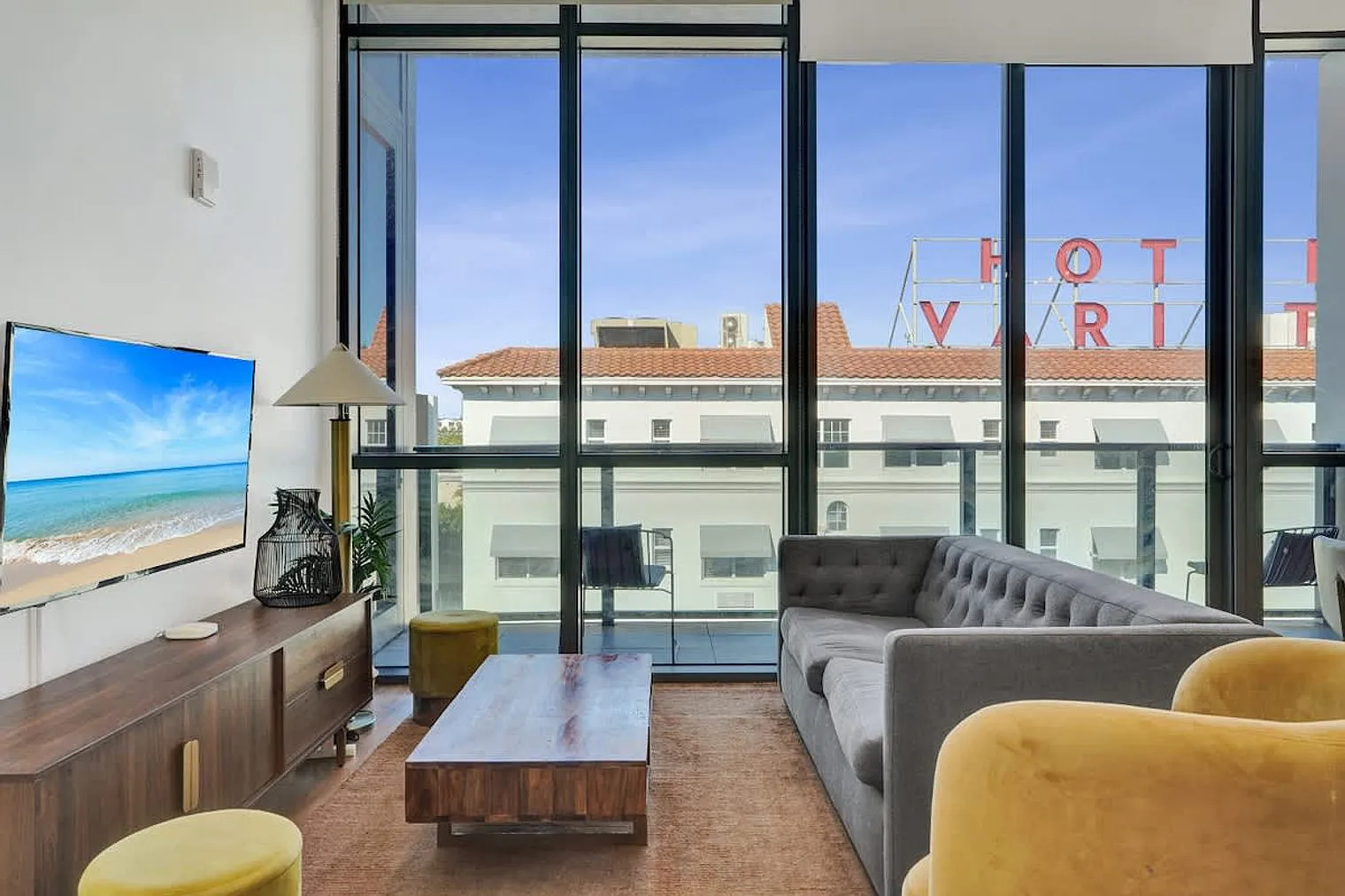 1 bed, 1.0 bath, $13,487 — Photo 2