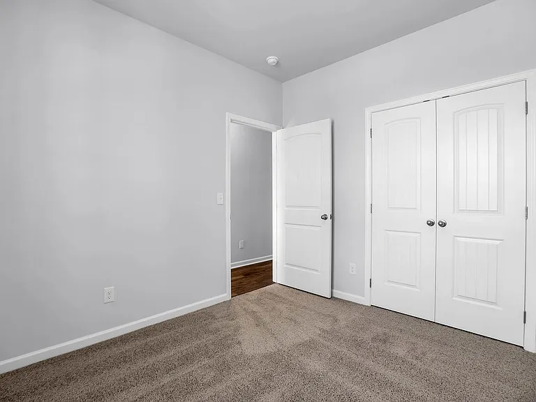 719 Ashbrook Dr — Photo 37