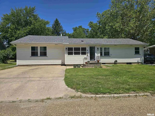 510 E Euclid Ave, Lewistown, IL 61542