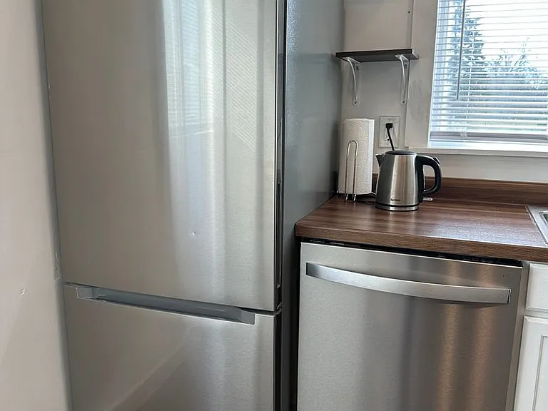 1404 W Bethel Ave — Photo 13