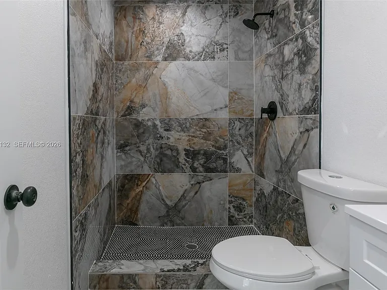 6125 SW 40th Ct #4 — Photo 12