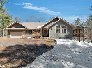 2999 Pinecone Trl, Severn, ON L0K2B0