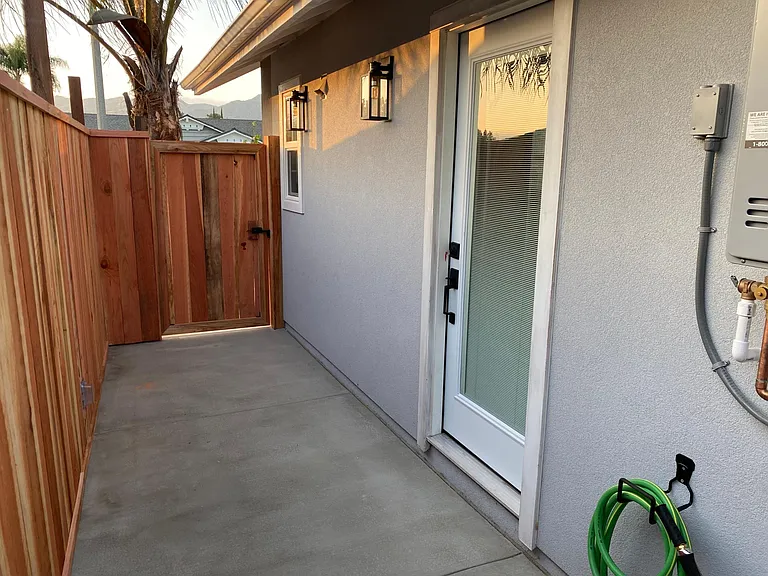 6536 Tamarind St — Photo 6