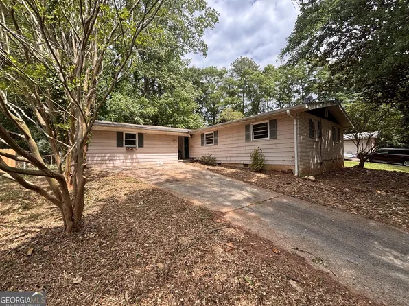 1845 Delphine Dr, Decatur, GA 30032