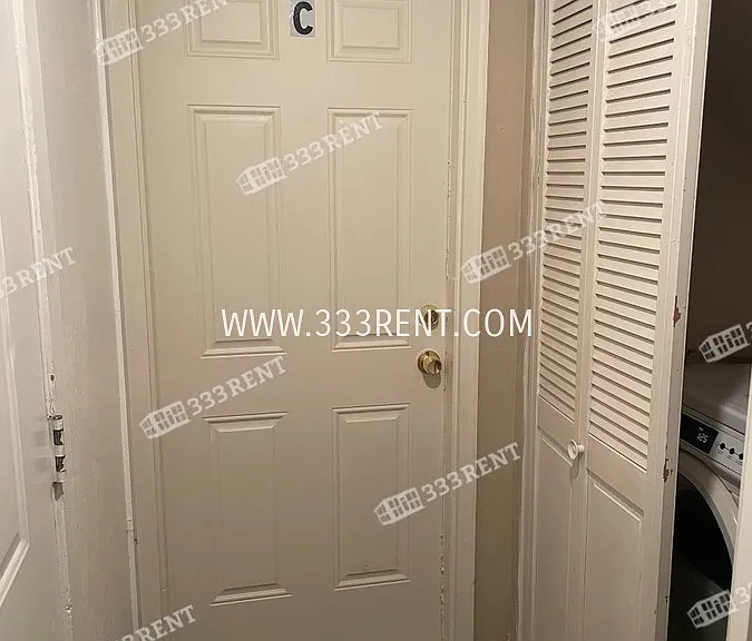 6007 E 152nd St #C — Photo 2