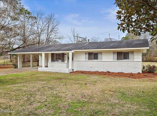 412 Wayne St, Clinton, MS 39056