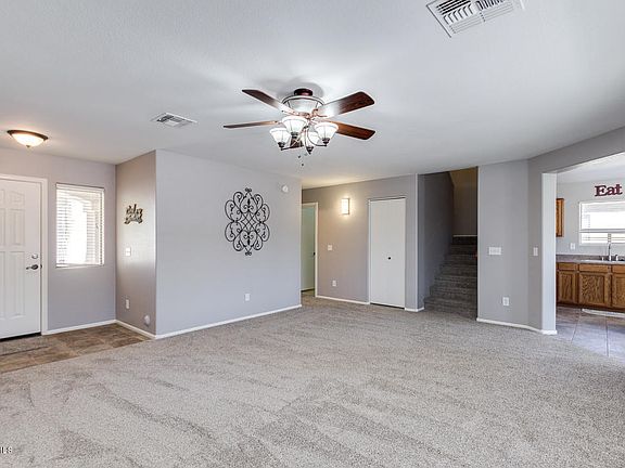 5th image of 205 W Brangus Way