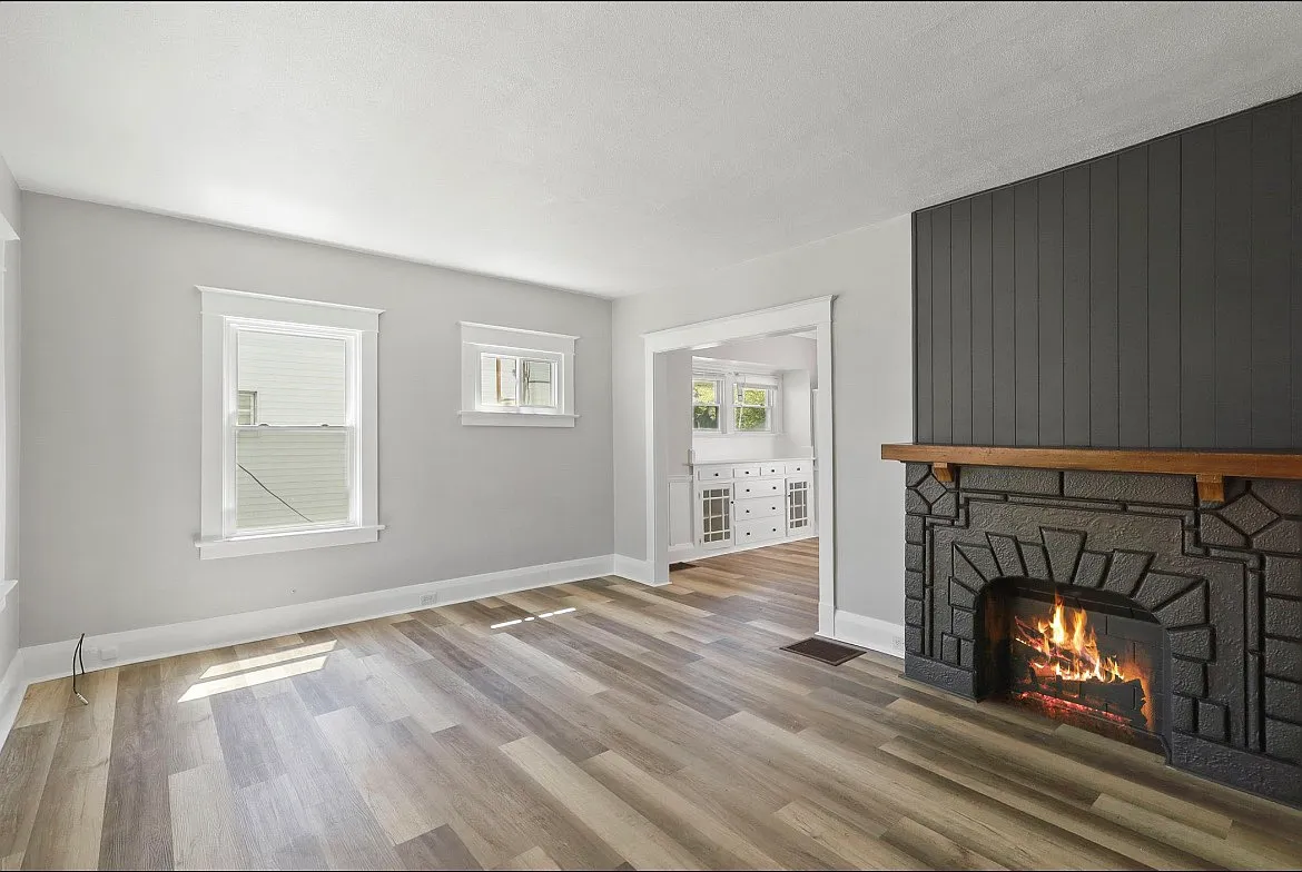 3 bed, 1.5 bath, 1223 sqft, $1,250 — Photo 3
