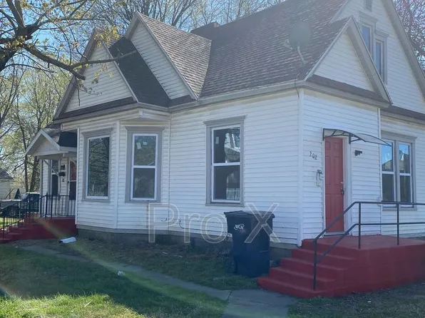 202 S Roane St, Webb City, MO 64870