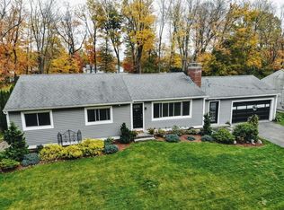 36 Old Orchard Rd, West Springfield, MA 01089