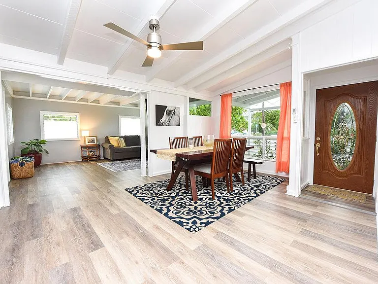889 Akalei Pl — Photo 2