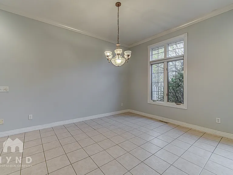 3253 Kickapoo Ave — Photo 11