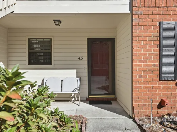43 Colony Park Drive, Savannah, GA 31406