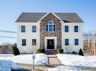 13 Antonio Dr, Peabody, MA 01960