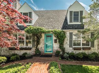 516 East Dr, Saint Louis, MO 63130