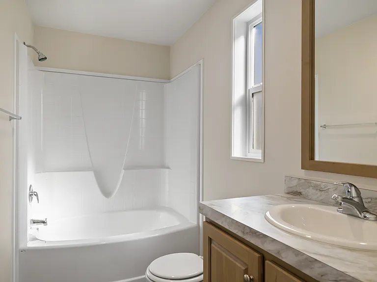 Pics of similar unit, paint/appliances/flooring may be slightly different.