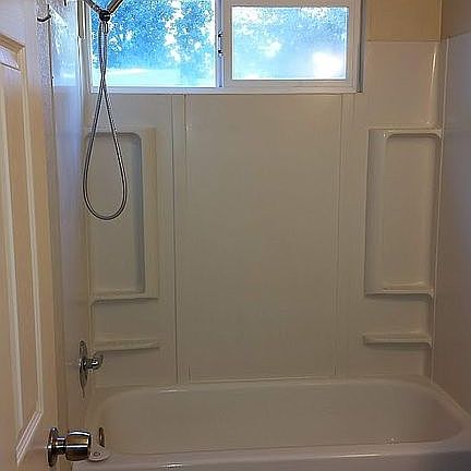 3rd image of 8855 Salmon Falls Dr Unit B