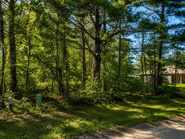 Parkhurst Ave, Cleveland, TX 77327
