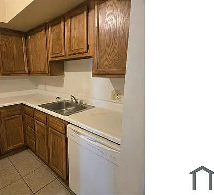 Studio, 900 sqft, $950 — Photo 4