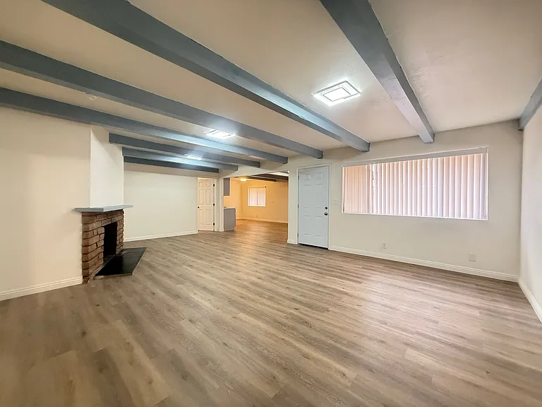 4642 Canoga St #A — Photo 12
