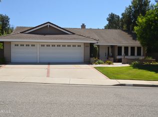 2078 Stonehill Cir, Thousand Oaks, CA 91360