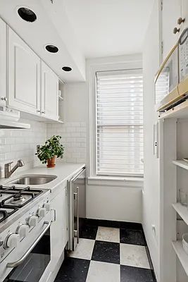 Rented by Corcoran | media 2