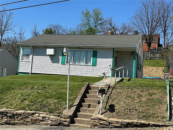2nd image of 1321 New York Ave