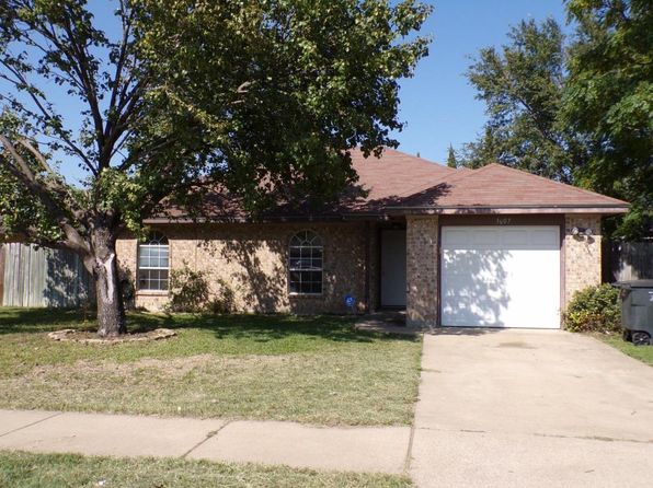 3607 Crescent Dr