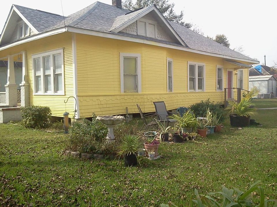 Apartment is located in a duplex built in 1930